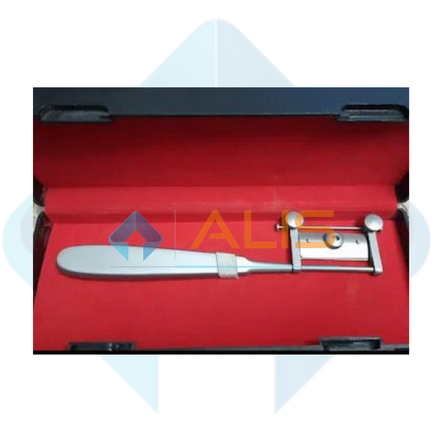 Skin Grafting Handle with Wodden Box (Small)
